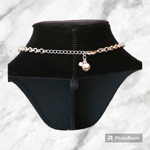 LIZ Claiborne Necklace - Picture 2 of 6